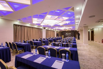 Kempinski Hotel Khan Palace