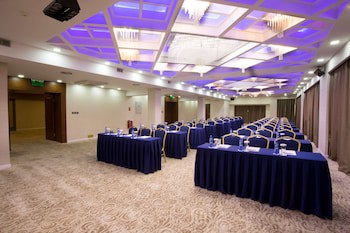 Kempinski Hotel Khan Palace