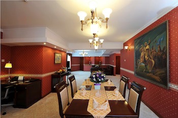 Kempinski Hotel Khan Palace