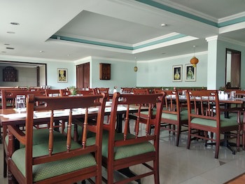 Issacs Residency