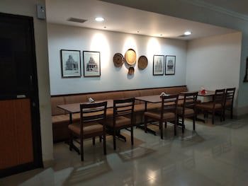 Issacs Residency