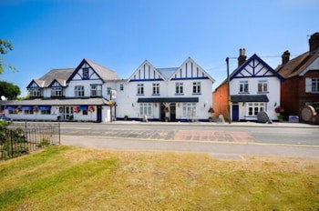 Penny Farthing Hotel