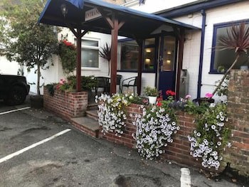 Penny Farthing Hotel