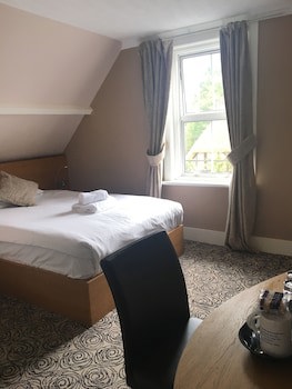Penny Farthing Hotel