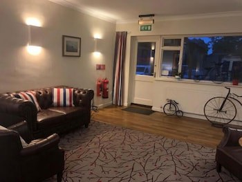 Penny Farthing Hotel