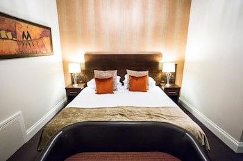 Duke Of Edinburgh Hotel