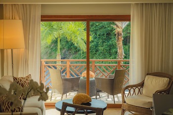 Hotel Bannister By Mint
