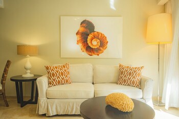 Hotel Bannister By Mint