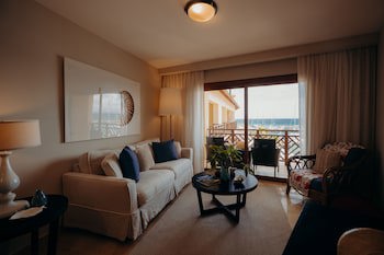 Hotel Bannister By Mint