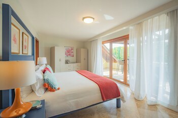 Hotel Bannister By Mint