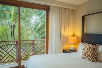 Hotel Bannister By Mint