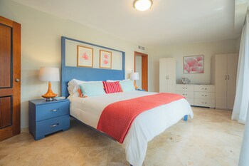 Hotel Bannister By Mint