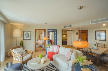 Hotel Bannister By Mint