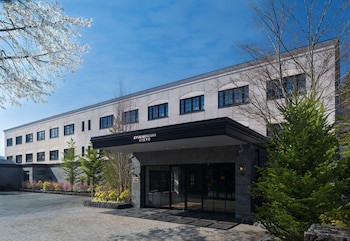 Kyukaruizawa Kikyo, Curio Collection By Hilton
