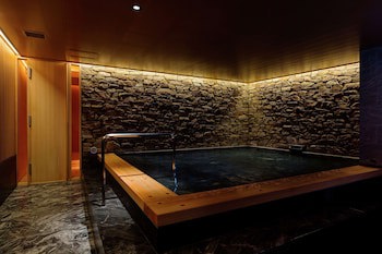 Kyukaruizawa Kikyo, Curio Collection By Hilton