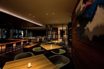 Kyukaruizawa Kikyo, Curio Collection By Hilton