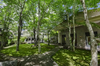 Kyukaruizawa Kikyo, Curio Collection By Hilton