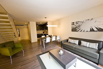 Casp74 Apartments