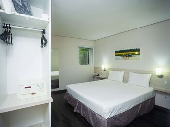 Ibis Styles Belem Nazare