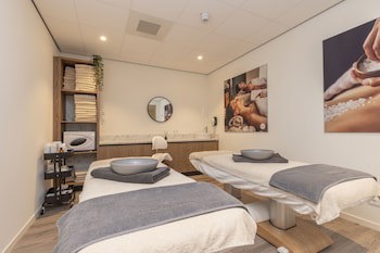Fletcher Familiehotel De Hunzebergen