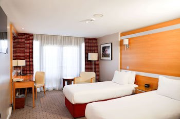 Doubletree By Hilton Milton Keynes