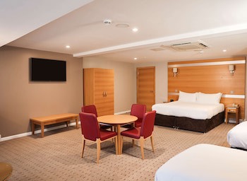 Doubletree By Hilton Milton Keynes