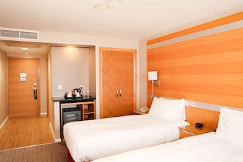 Doubletree By Hilton Milton Keynes