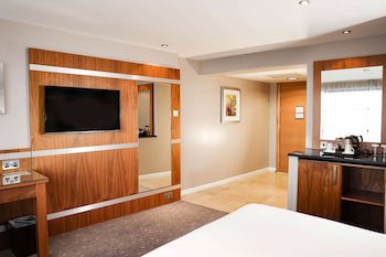 Doubletree By Hilton Milton Keynes