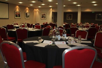 Doubletree By Hilton Milton Keynes