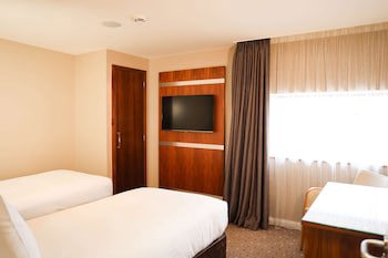 Doubletree By Hilton Milton Keynes