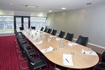 Doubletree By Hilton Milton Keynes