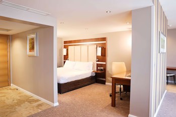 Doubletree By Hilton Milton Keynes