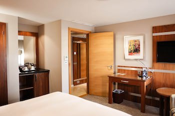 Doubletree By Hilton Milton Keynes