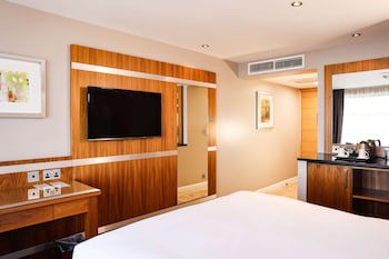 Doubletree By Hilton Milton Keynes