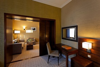 Capital Plaza Hotel