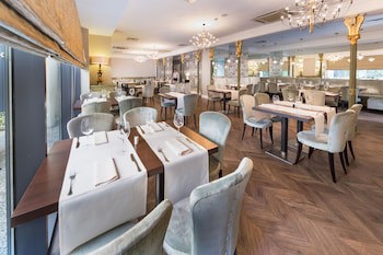 Capital Plaza Hotel