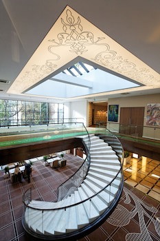 Capital Plaza Hotel