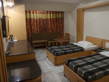 Hotel Supreme