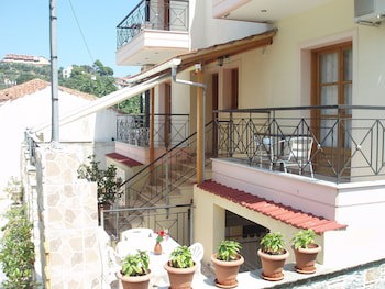 Hellen Studios