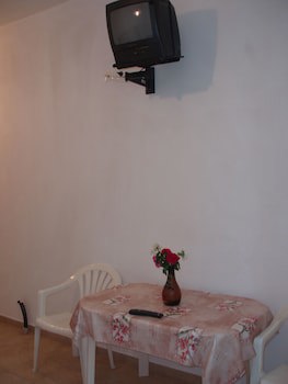 Hellen Studios