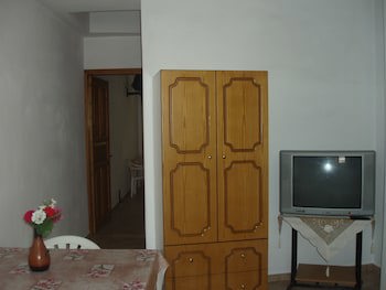 Hellen Studios