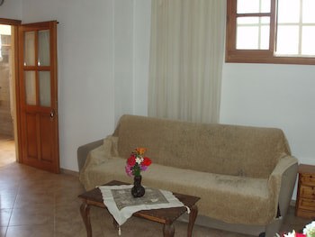 Hellen Studios