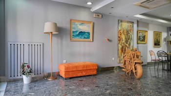 Diros Hotel