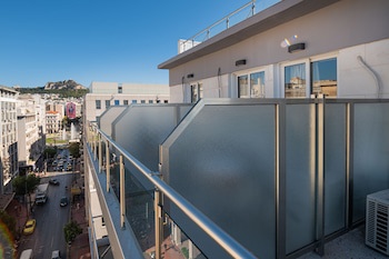 Diros Hotel
