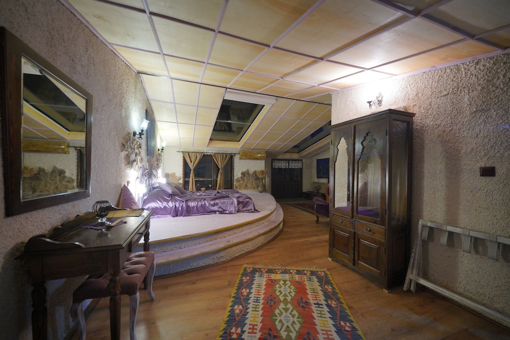 Karlik Evi galeri fotoğrafı