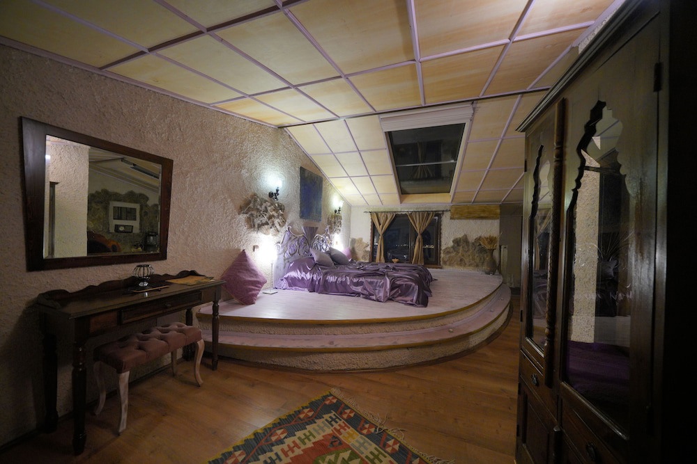 Karlik Evi galeri fotoğrafı