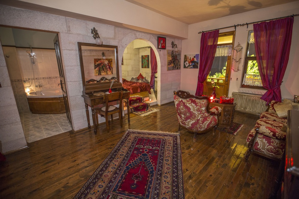 Karlik Evi galeri fotoğrafı