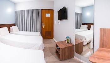 Malibu Plaza Hotel