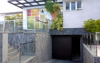 Malibu Plaza Hotel