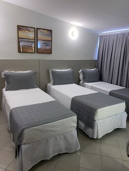 Malibu Plaza Hotel